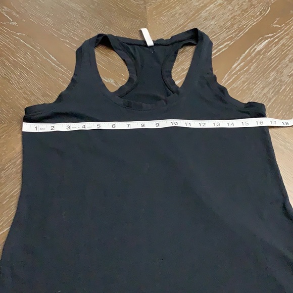 Fabletics Black racer back Hi-lo tank top - Picture 11 of 14